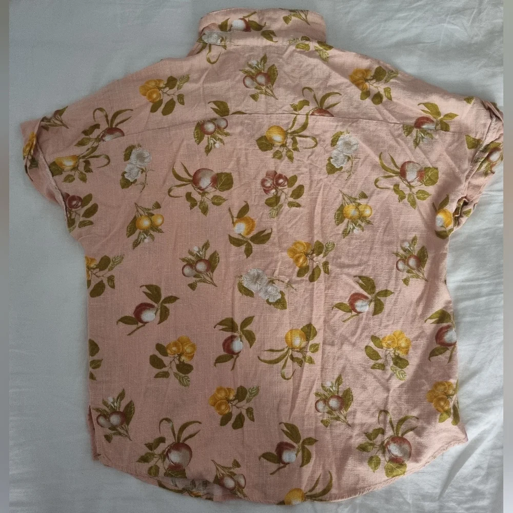 Petal & Pup Cecily Short Sleeve Button Down Top - Picture 5 of 8